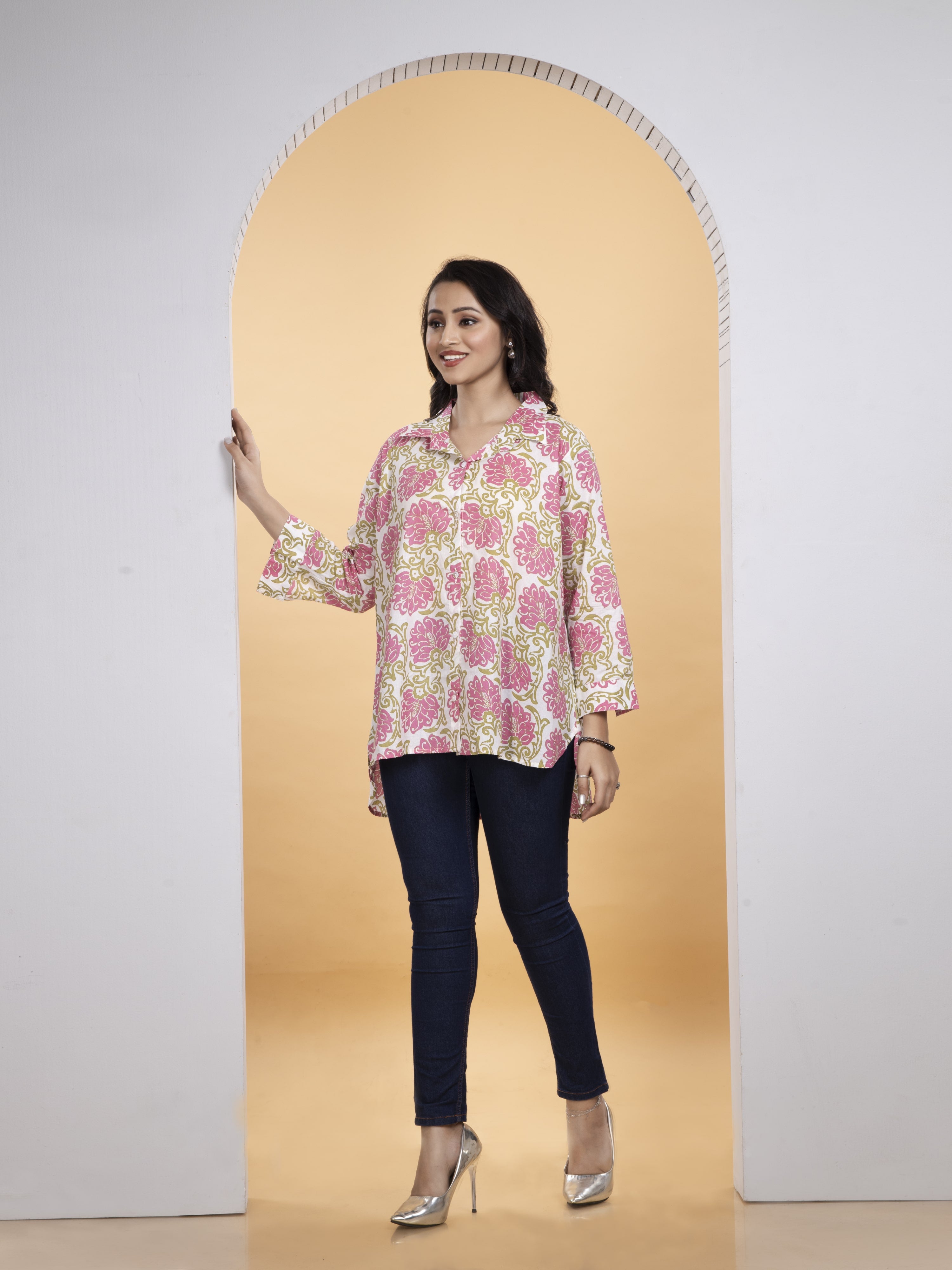 Pink Floral White Pure Cotton High-lo Stype Top